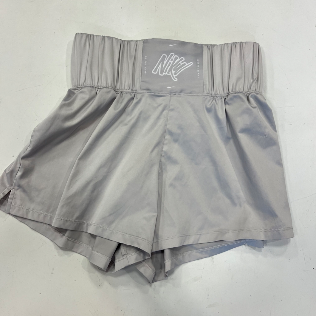 Nike Athletic Shorts Size Medium